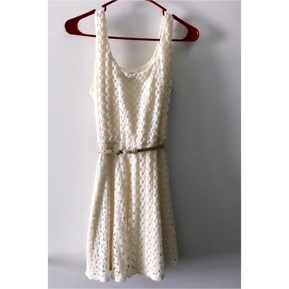 Lilly Rose Dresses & Skirts - Beautiful Lilly Rose crochet dress 👗 Size Large